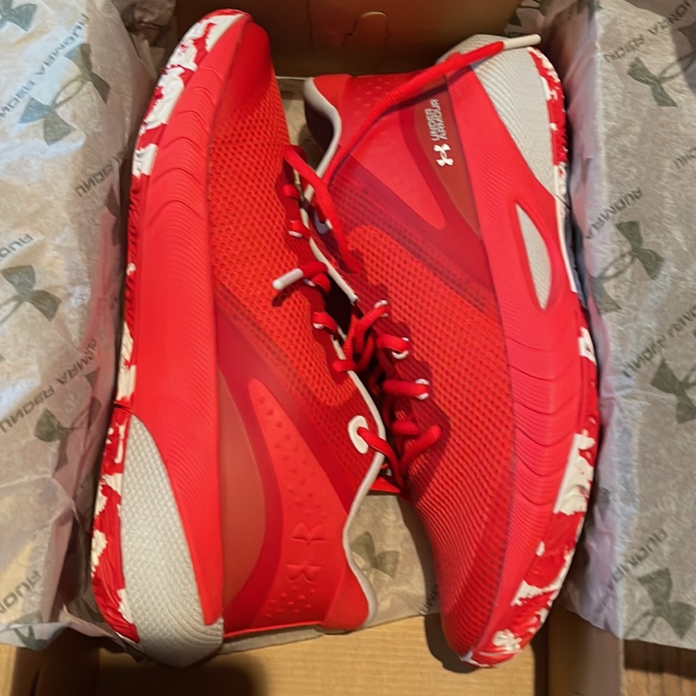 Women's UA HOVR™ Breakthru Basketball Shoes